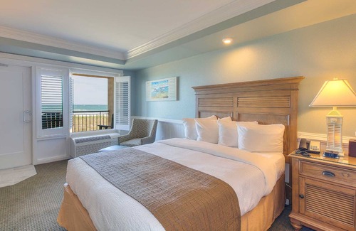 Kill Devil Hills Hotel | Shutters on the Banks