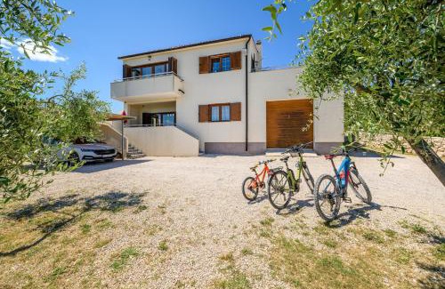 Raslina Apartamento | Sibenik Boats