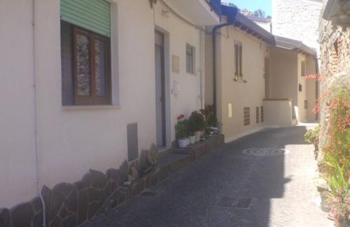 Rodi Milici Apartamento | Sicilia - Apartamento Casa Bianca Grande para 2-9 personas