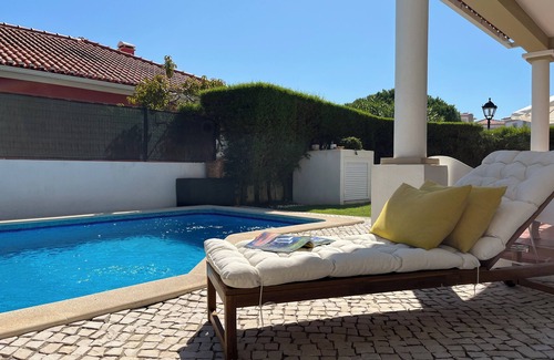 Praia del Rei Villa | Silver Coast Magnolia Villa - Golf & Surf Escape in 5★ Praia d'El Rey Resort