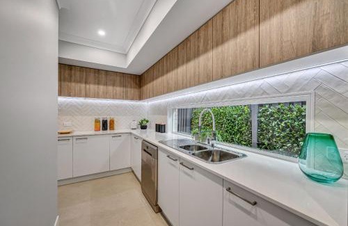 Bahrs Scrub Cama Y Desayuno | Silver's House