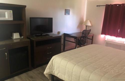 Shelbina Hotel | Simple Rewards inn