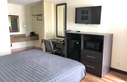 Arlington Hotel | Simply Home Inn & Suites - Riverside