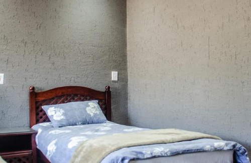 Alabama Casa | Simunye Guest House