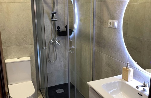 Getafe Apartamento | Habitacion sencilla con ventilador y silenciosa