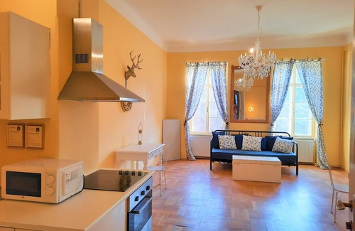 Reichenau an der Rax Apartamento | Sisi-schloss Rudolfsvilla, Apt. Franz Joseph - 4 Gäste