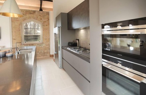 Stamford Casa | Situado en Burghley Estate, The Dairy ofrece alojamiento de lujo para hasta 20 huéspedes.