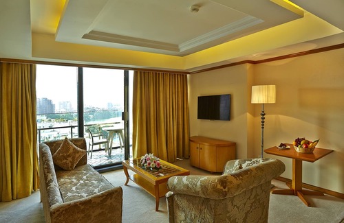 Gulshan Hotel | Six Seasons Hotel