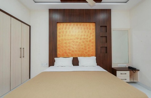 Periamet Hotel | Skb Hotel Grand Days - Fully Vaccinated Staff