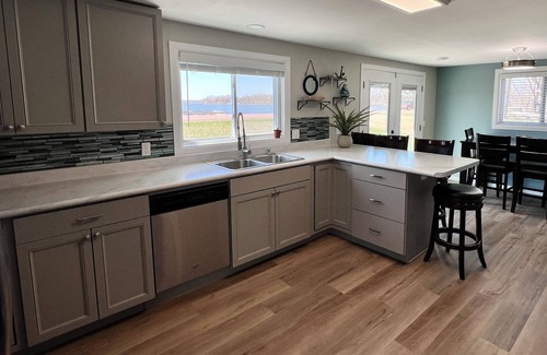 Madison Casa | Skeet's Retreat: Lake Herman's Hidden Gem of Adventure and Relaxation! Sleeps 8