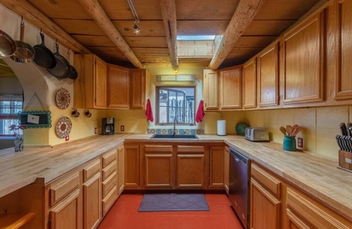Downtown Santa Fe Alquiler De RV | Ski Discounts! Jimenez Street · Historic Family-Friendly Adobe Home with Arcade Games & Hot Tub