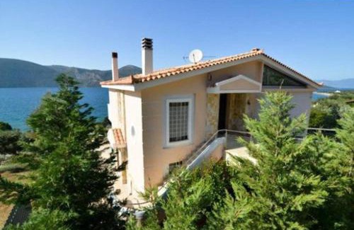 Skroponeria Casa | Skorponeria beachfront house