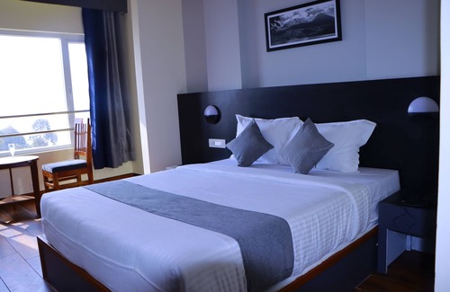 Kodaikanal Hotel | SKR Sivabhagya Adventure Suites