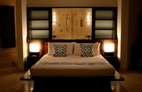 Governor's Harbour Casa | Sky Beach Club Bungalow 2 cabin