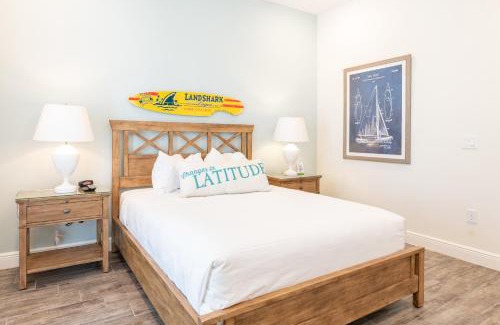 West Kissimmee Casa | Sky Blue Cottage Near Disney With Margaritaville Resort & Island H2O Access - 8012Ff