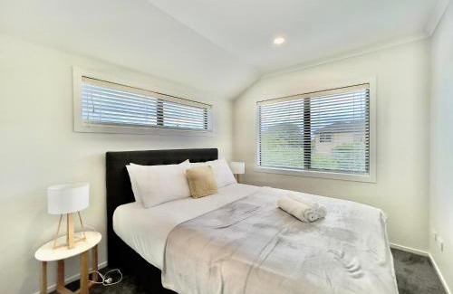 Auckland Villa | Sky Stars Brand-new comfortable 3 & 4-bedroom Houses