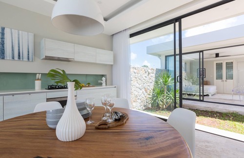 Plai Laem Villa | Skye Beach Hotel