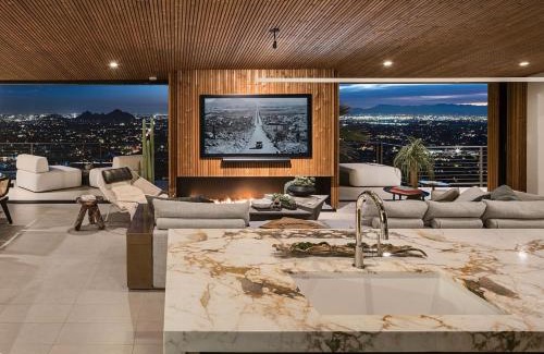 Copeland Hill Casa | Skyeview - Award-winning Mountaintop Oasis