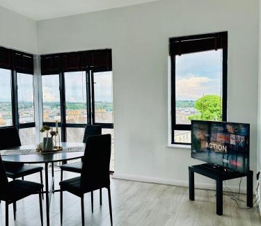 Waterford Apartamento | Skyline Vista Apartment