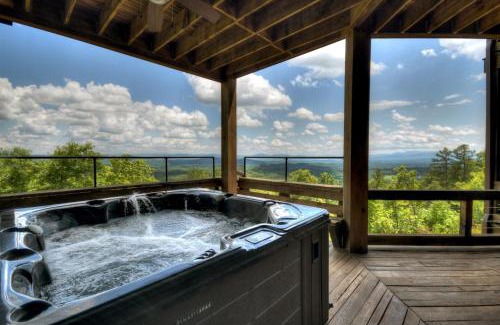Mineral Bluff Casa | Skys The Limit - Blue Ridge Cabin - Pet Friendly