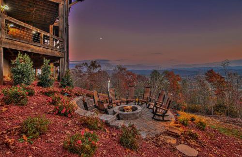 Mineral Bluff Casa | Skys The Limit - Blue Ridge Cabin - Pet Friendly