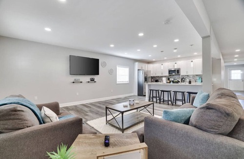 Old Forge Condominio | Skyview Oasis: Near Universities & Attractions