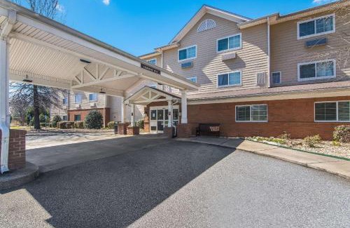 Columbus Hotel | Sleep Inn & Suites Columbus near Fort Benning