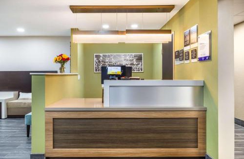 Salina Hotel | Sleep Inn & Suites Salina I-135