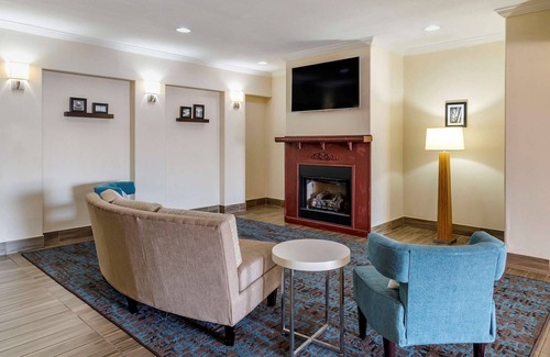 Stockbridge Hotel | Sleep Inn & Suites Stockbridge Atlanta South