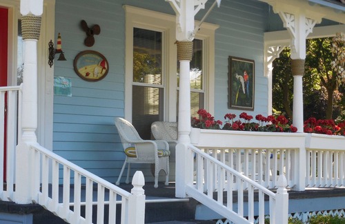 Lake Geneva Casa | Capacidad 35, 13 dormitorios, 7 baños, el centro del lago de Ginebra, 2 casas de la misma propiedad