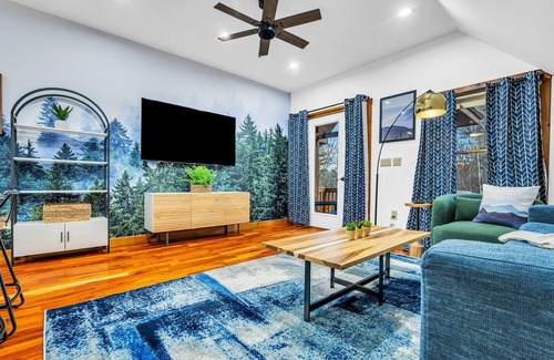 Sunday River Area Chalet De Esquí | Sleeps 4 | Hot Tub | Kitchen | Fire Pit | Grill