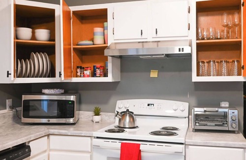 Fort Mill Apartamento | Sleeps 6 / Smart TVs / Fenced Backyard / Self Check-In / Private Office