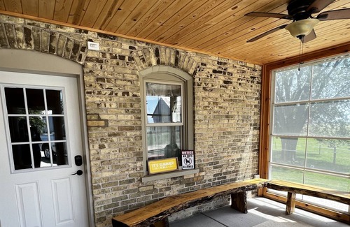 Kewaunee Otro | Sleepy Sheep Farm of Kewaunee near shores of Lake Michigan.