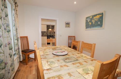 Downpatrick Cabaña | Sliabh Amharc