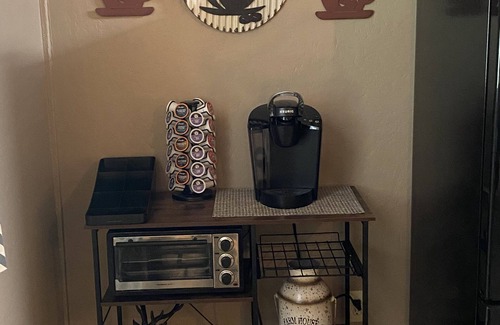 Midway Cabaña | Small Cozy Cottage in the Ozarks close to Bull Shoals and White River