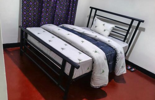 Gitesi Cabina | Small Land Lodge