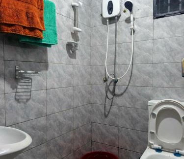 Gitesi Cabina | Small Land Lodge