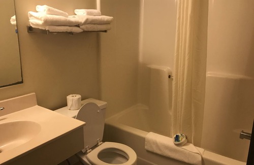 Plankinton Hotel | Rodeway Inn