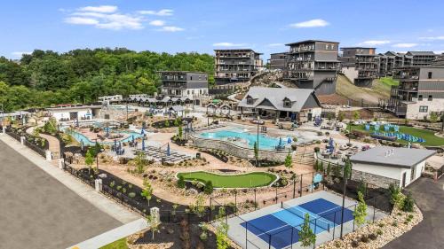 Sevierville Casa | Smith Creek Resort- 6 Bedroom 22 Guests - Indoor Pool - Resort Amenities
