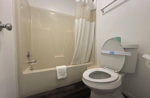 Calhoun Hotel | Smith Motel