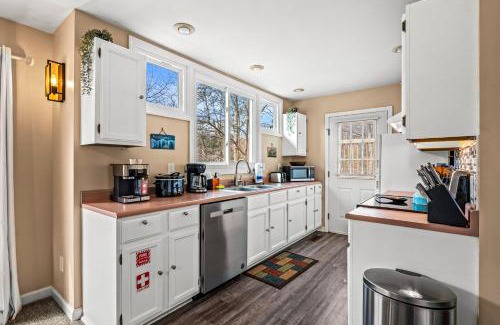 Black Bear Falls Casa | Smoky Dreams 2 by Avada Properties