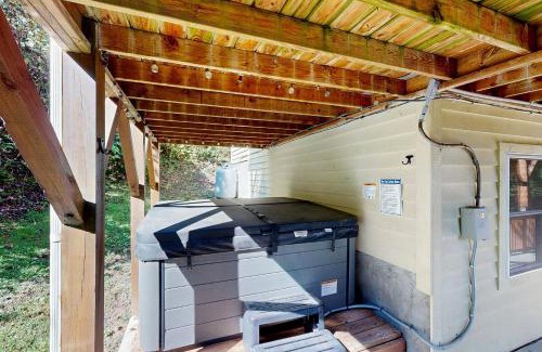 Maggie Valley Casa | Smoky View Retreat