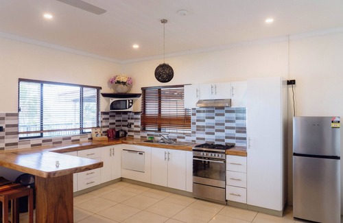 Wailoloa Complejo | Smugglers Cove Beach Resort and Hotel