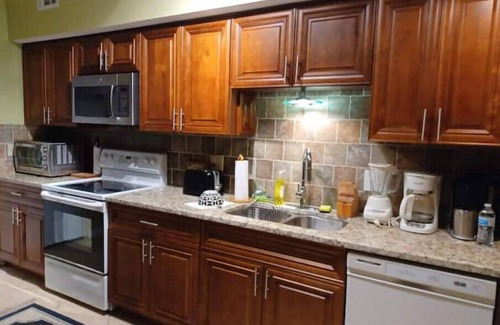 Tucker Apartamento | Snuggle-inn upscale neighborhood