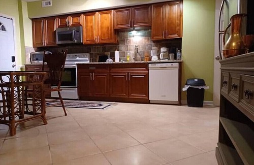 Tucker Apartamento | Snuggle-inn upscale neighborhood