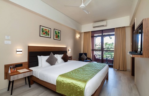 Calangute Hotel | So My Resort