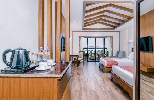 Meghauli Hotel | Soaltee Westend Resort Chitwan