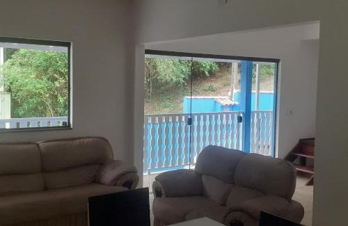 Pontal da Cruz Casa | Sobrado para 10 pessoas na Praia- Familiar