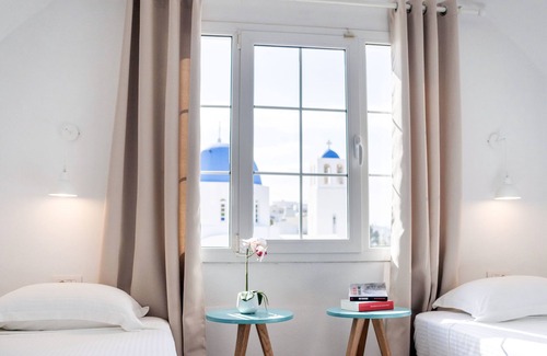 Firostefani Hotel | Sofia Hotel Santorini