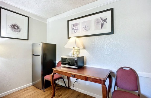 Highlands Hotel | SoHo Inn & Suites Jacksonville North